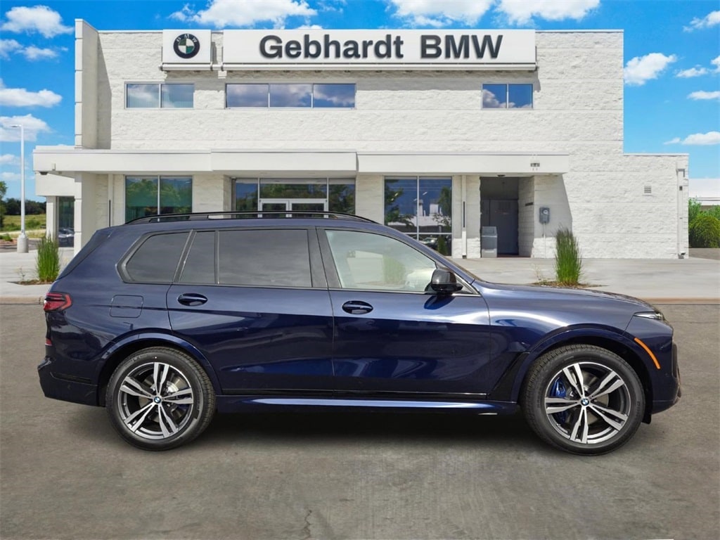 New 2026 BMW X7 M60i SUV