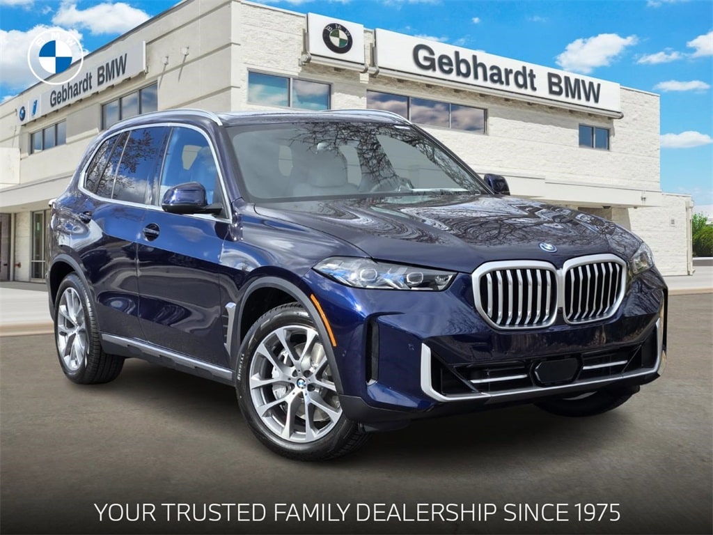 2026 BMW X5 50e's photo