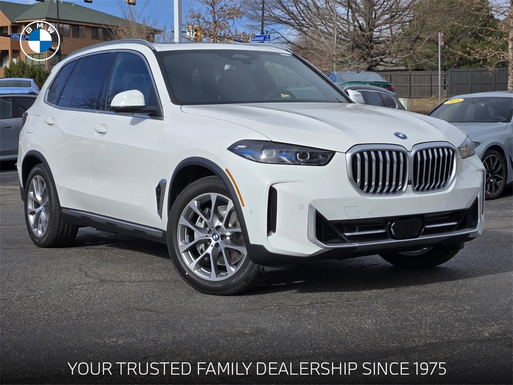 2026 BMW X5 50e's photo