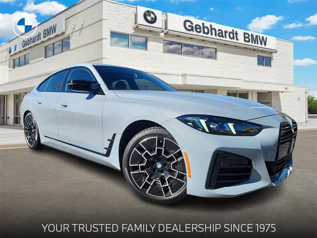 New 2025 BMW 4 Series M440i xDrive Hatchback