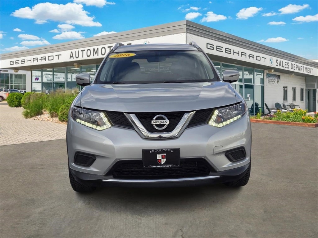 Used 2016 Nissan Rogue SV SUV