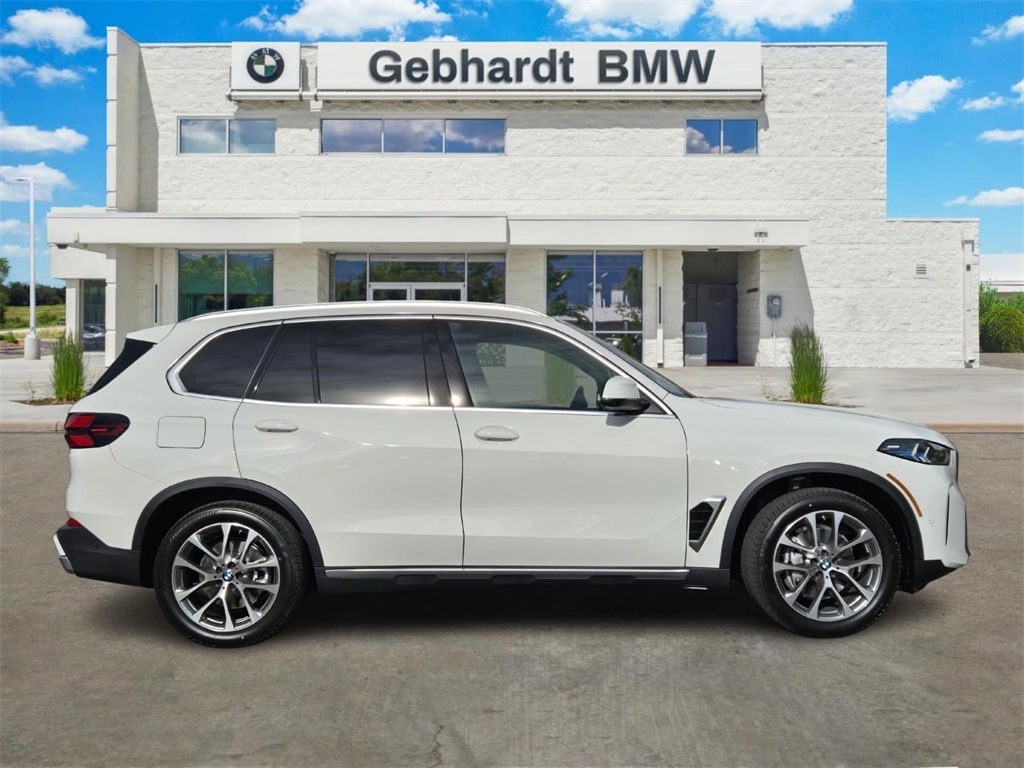 New 2026 BMW X5 xDrive40i SUV