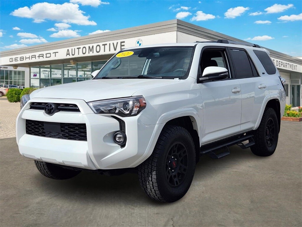 2021 Toyota 4Runner SR5 Premium photo 3