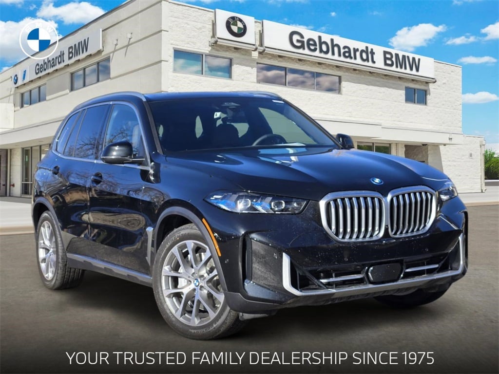 2026 BMW X5 50e's photo