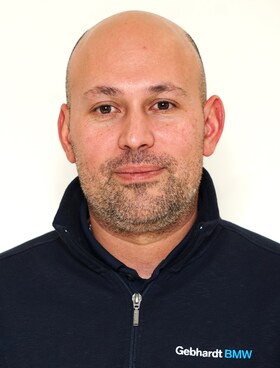 Staff member Ramon Zapata from ID_6ad88a