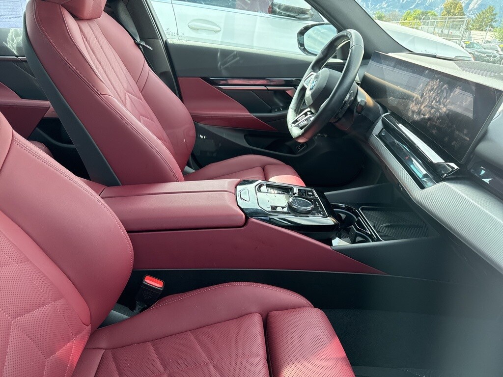 2024 Bmw 540i photo 2