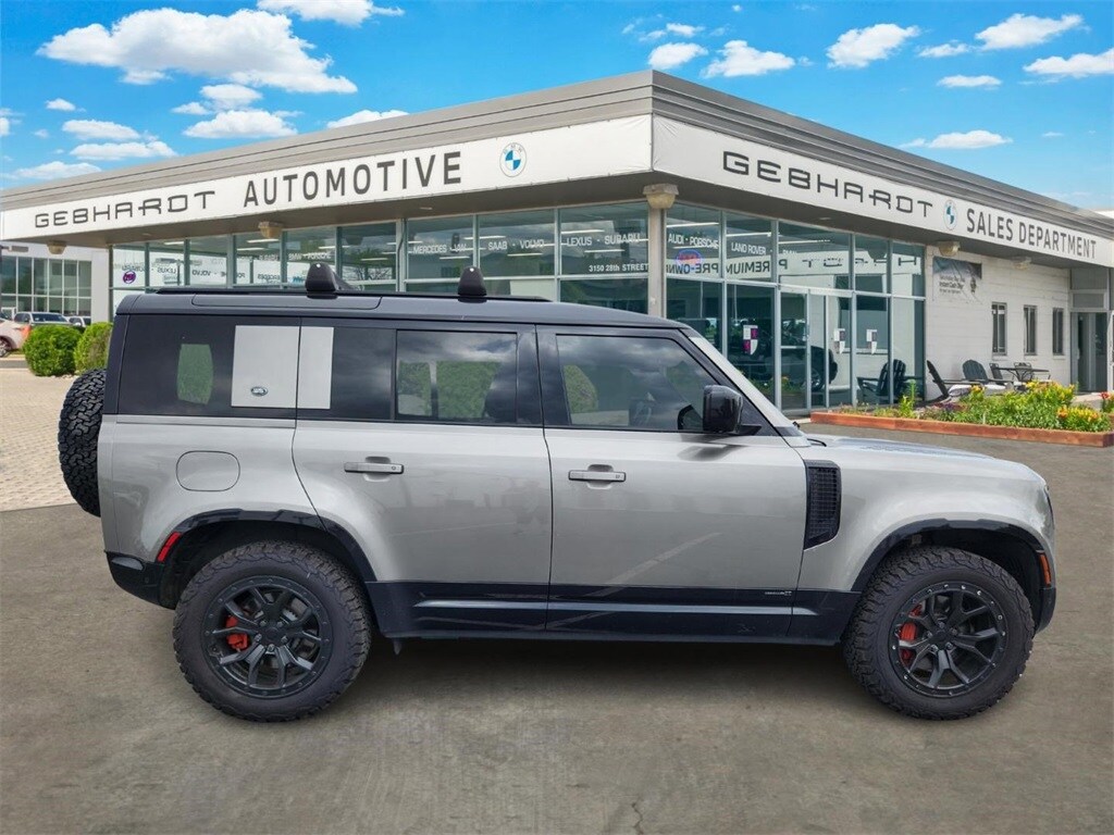 2022 Land Rover Defender X 110 photo 4