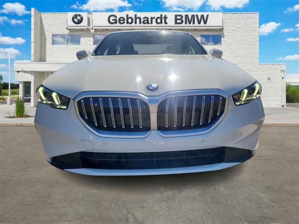 New 2026 BMW 5 Series 530i xDrive Sedan