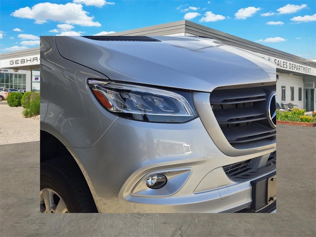 Image of 2022 Mercedes-Benz Sprinter 2500 Cargo 144 WB Van