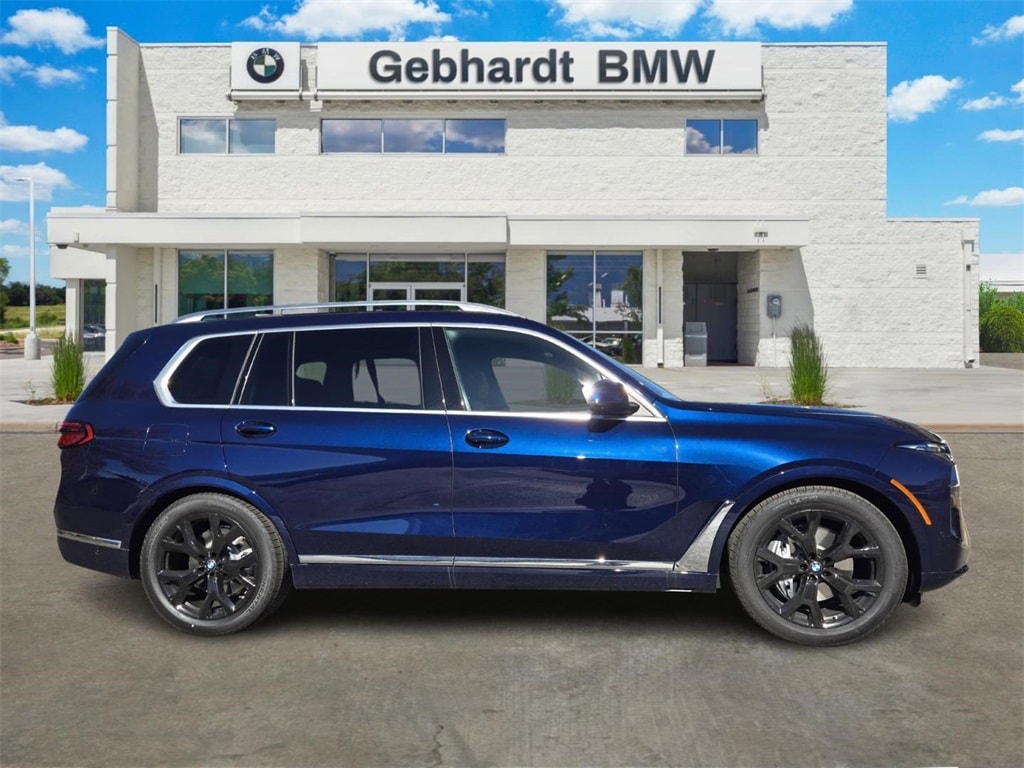 New 2026 BMW X7 xDrive40i SUV