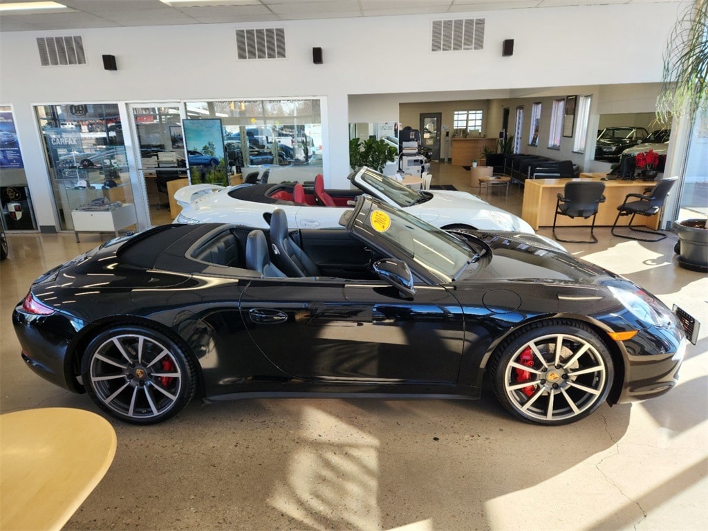 Image 2 of 2015 Porsche 911 Carrera 4S Convertible