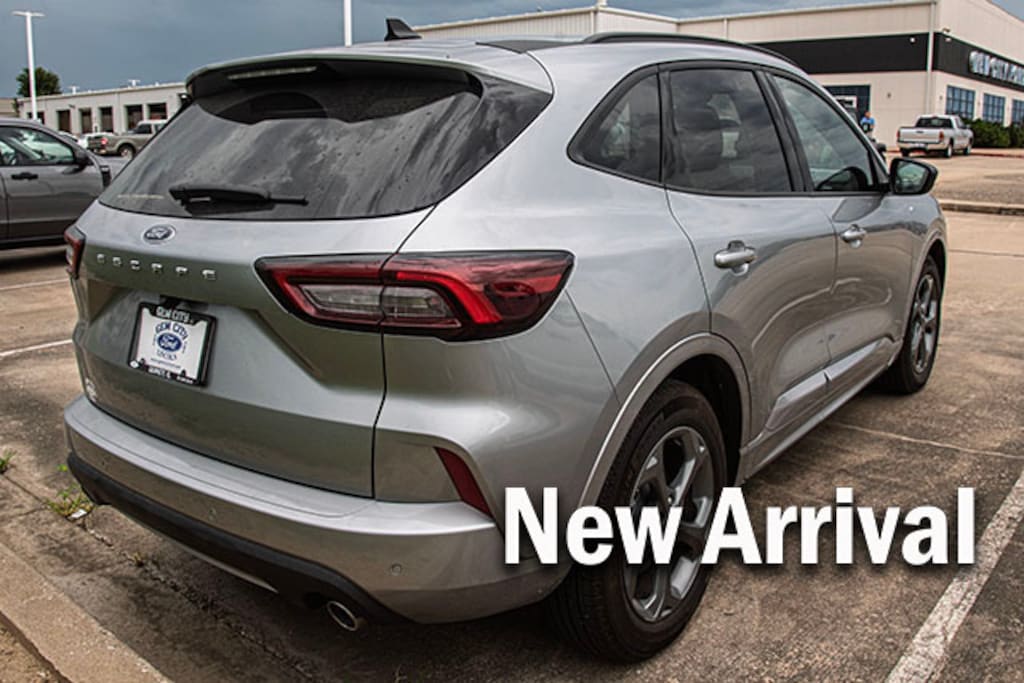 Used 2024 Ford Escape ST-Line 300A SUV