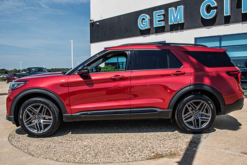 New 2026 Ford Explorer ST-Line SUV
