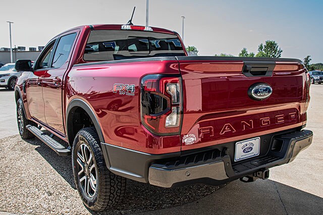 2025 Ford Ranger Lariat photo 3