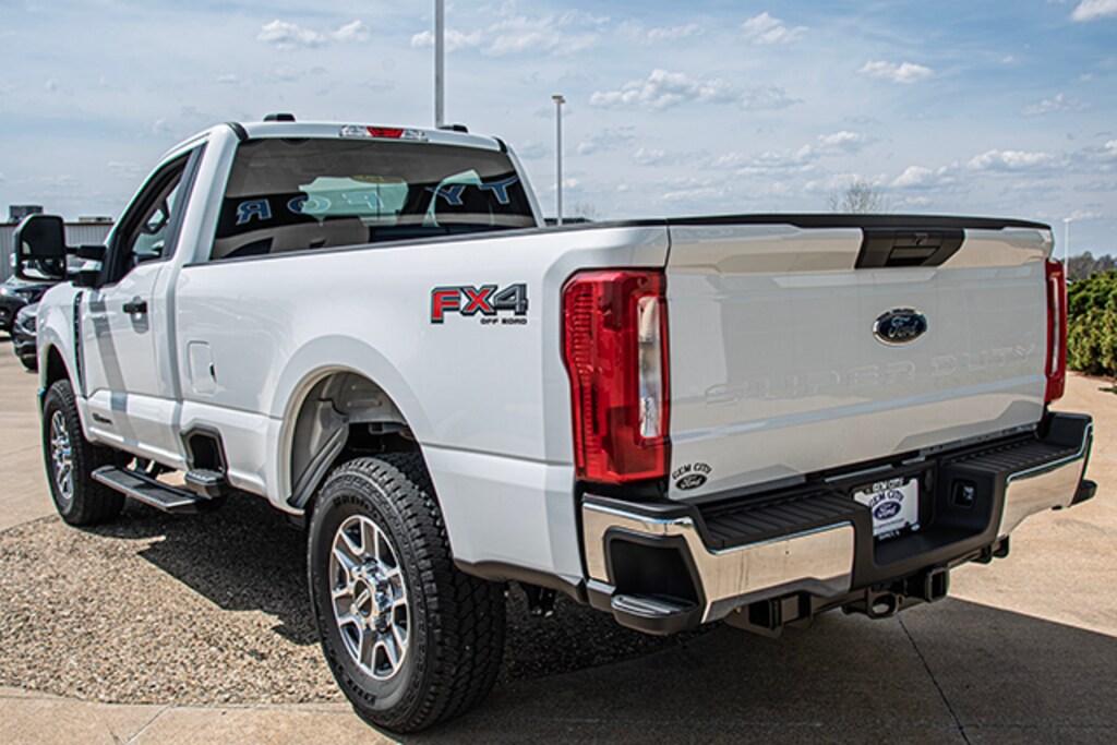 New 2025 Ford Super Duty F-250 XLT TRUCK