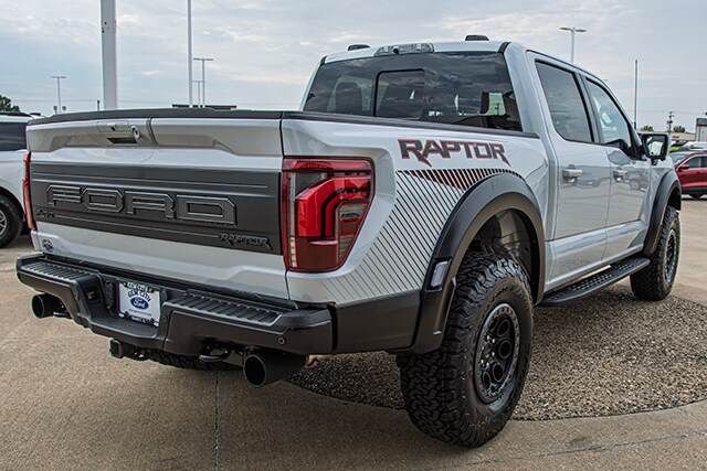 2025 Ford F-150 Raptor photo 3