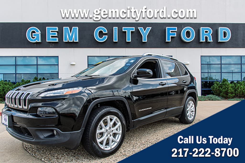 Used 2017 Jeep Cherokee Latitude SUV