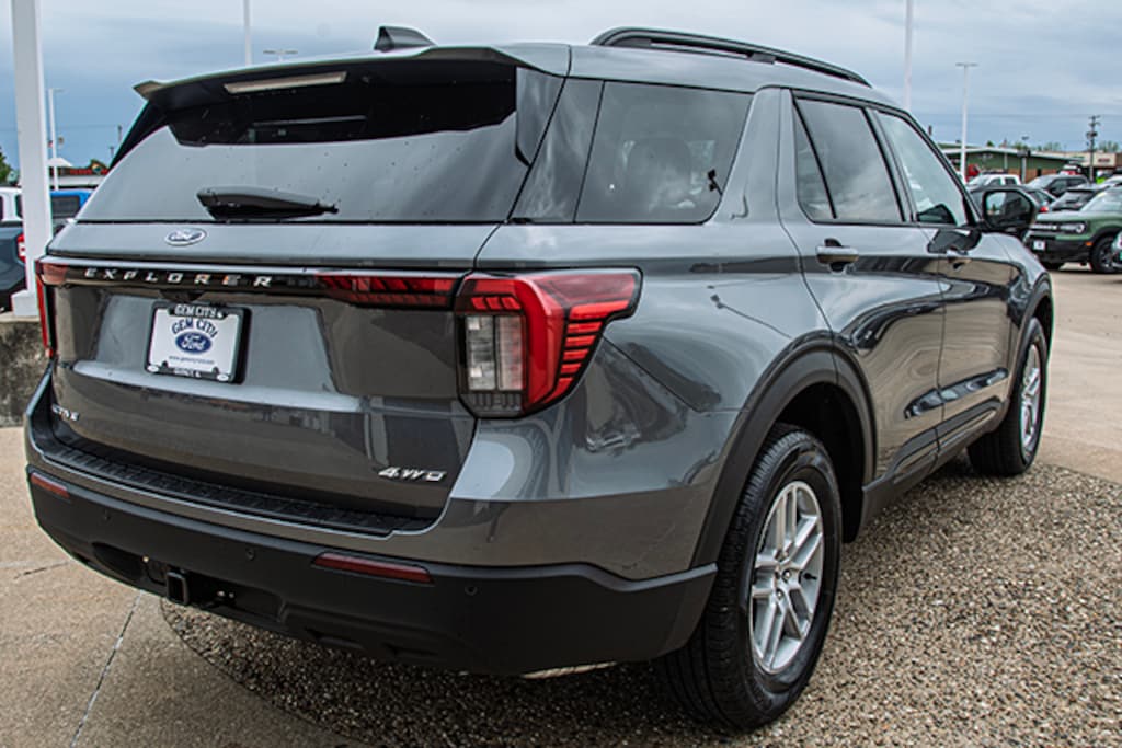 New 2026 Ford Explorer Active SUV