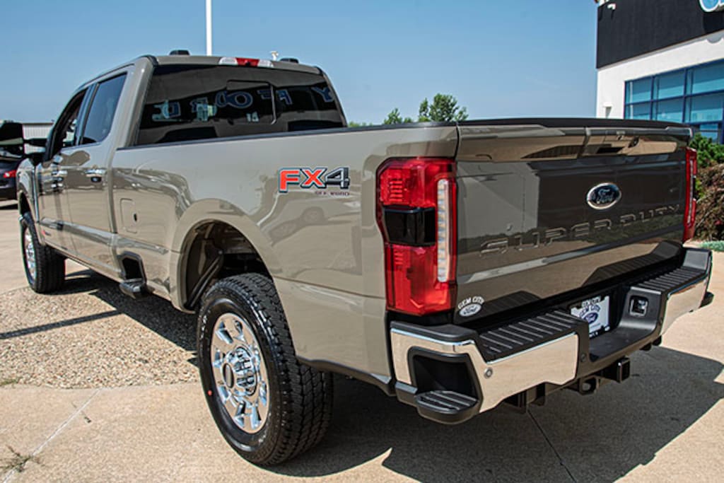 New 2026 Ford Super Duty F-350® Lariat® TRUCK