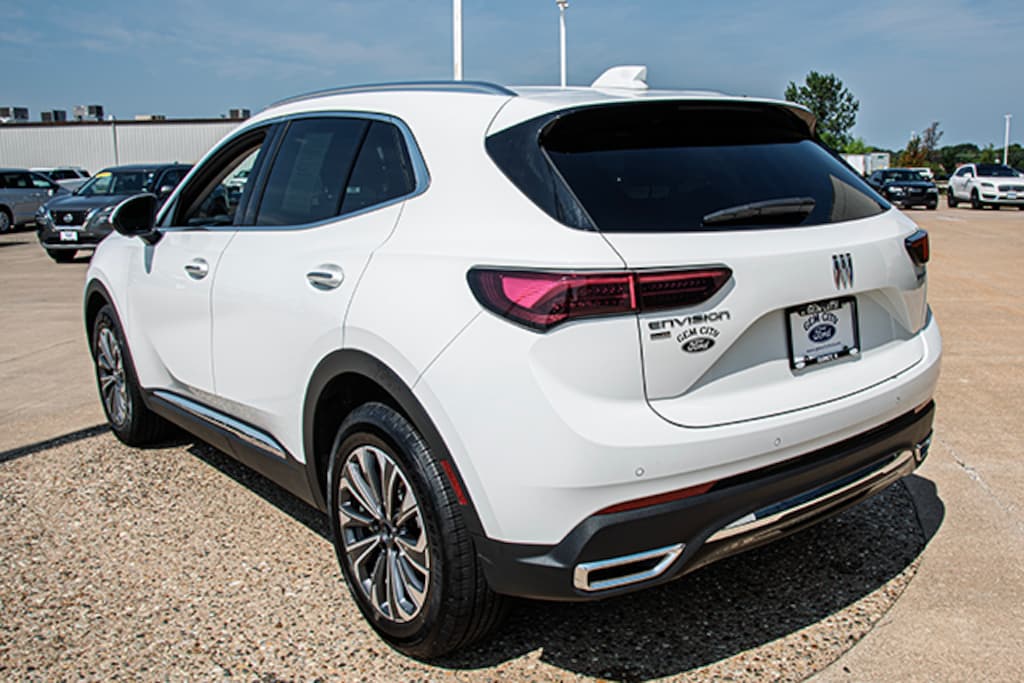 Used 2024 Buick Envision Preferred SUV