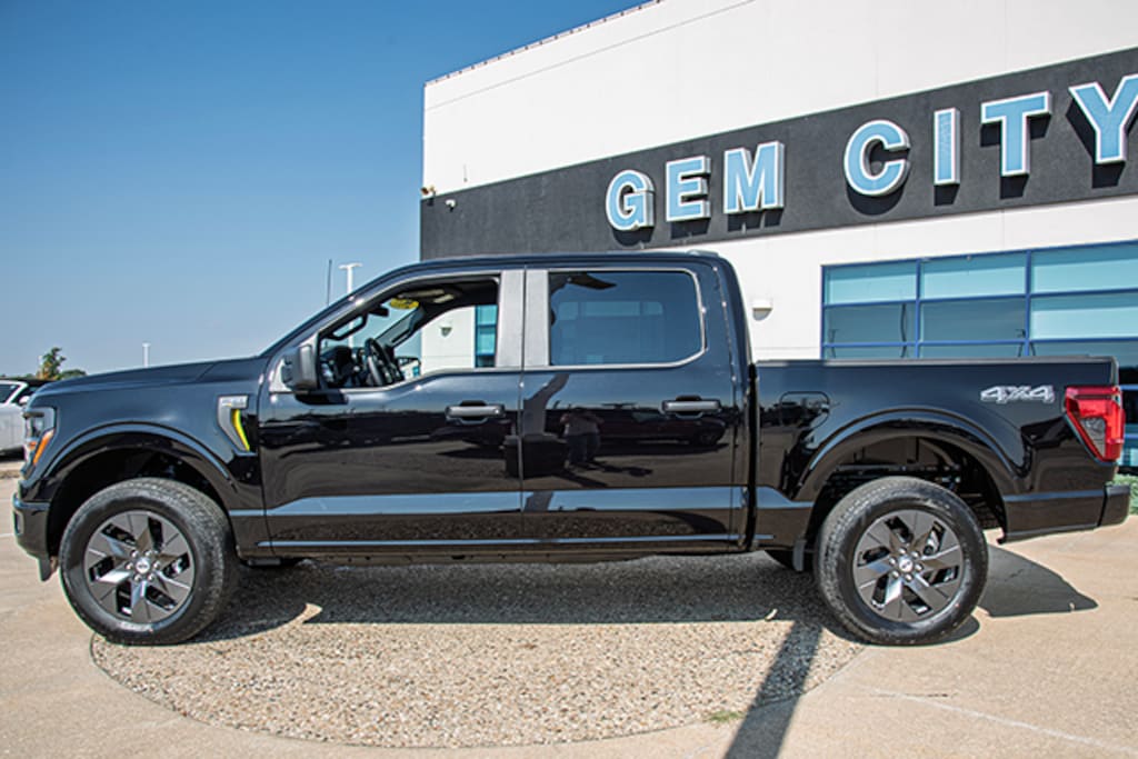 New 2025 Ford F-150 STX TRUCK