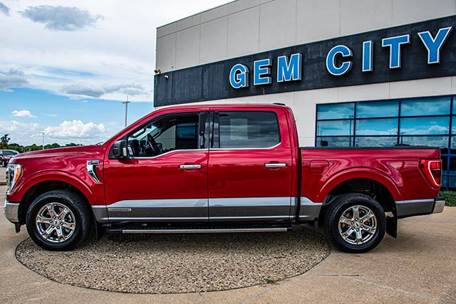 Used 2021 Ford F-150 XLT with VIN 1FTFW1CD9MFB09587 for sale in Quincy, IL