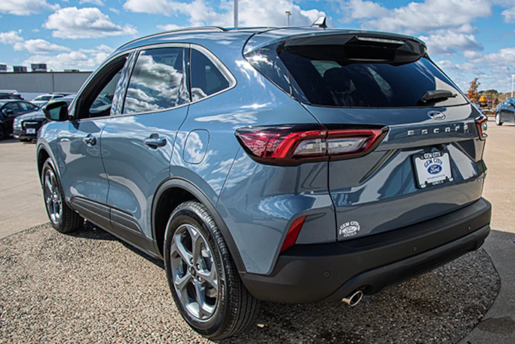 New 2026 Ford Escape ST-Line SUV