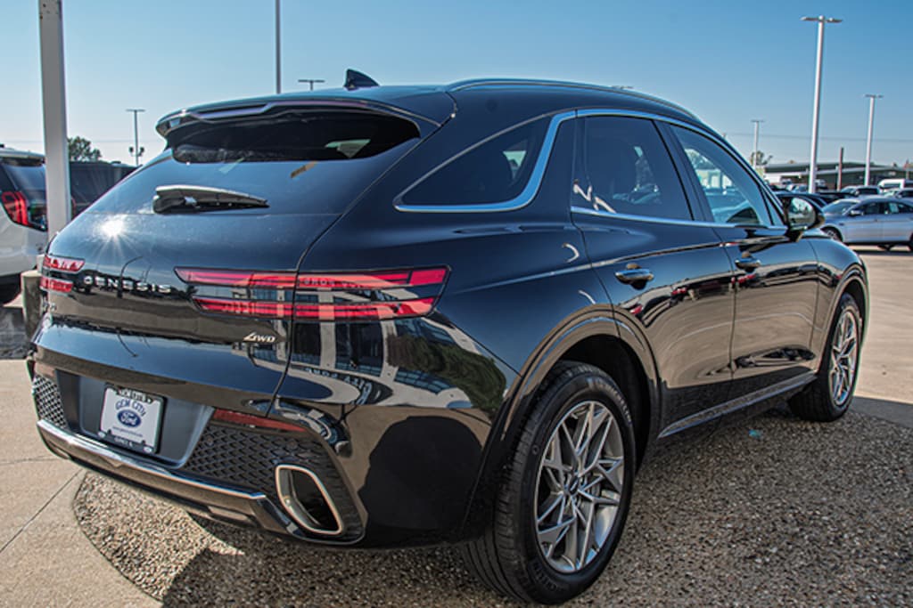 Used 2025 Genesis GV70 2.5T SUV