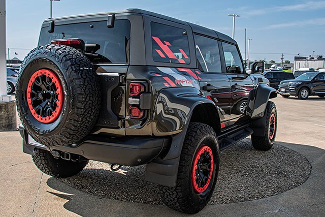 2024 Ford Bronco Raptor photo 2