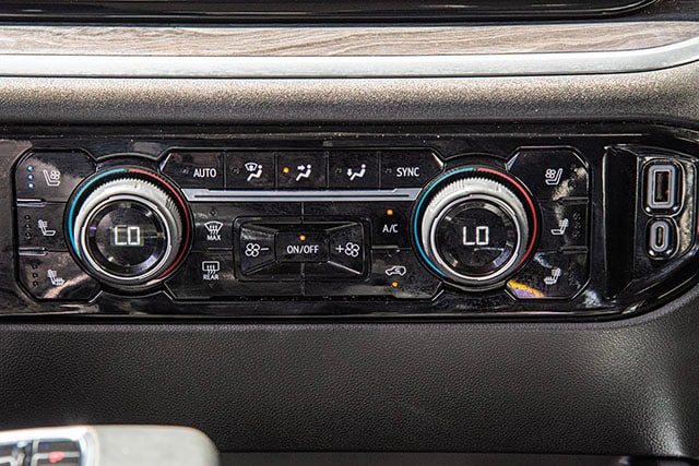 2023 Chevrolet Silverado 1500 LTZ - Photo 22