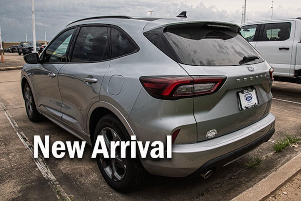 Used 2024 Ford Escape ST-Line 300A SUV