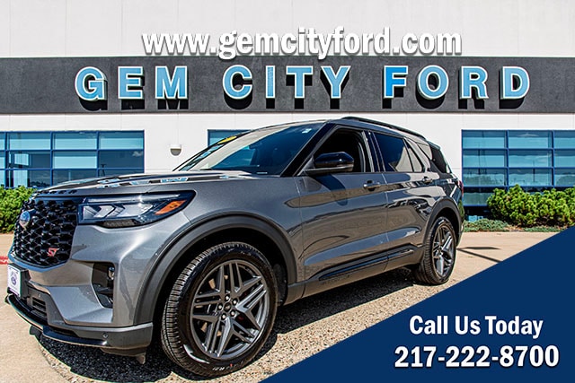 2025 Ford Explorer ST's photo