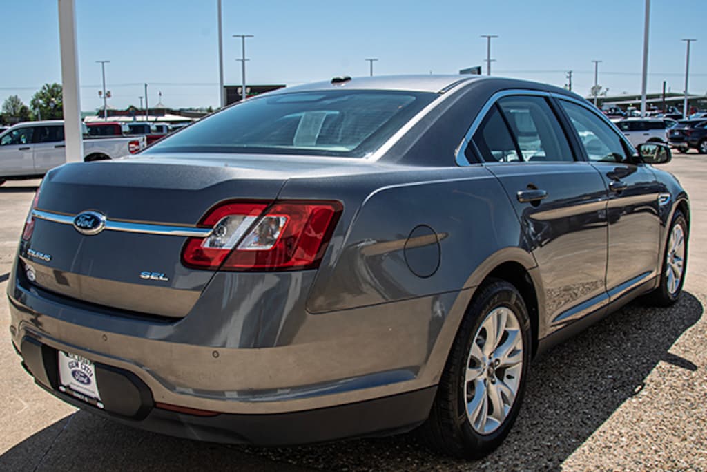Used 2011 Ford Taurus SEL 201A Sedan
