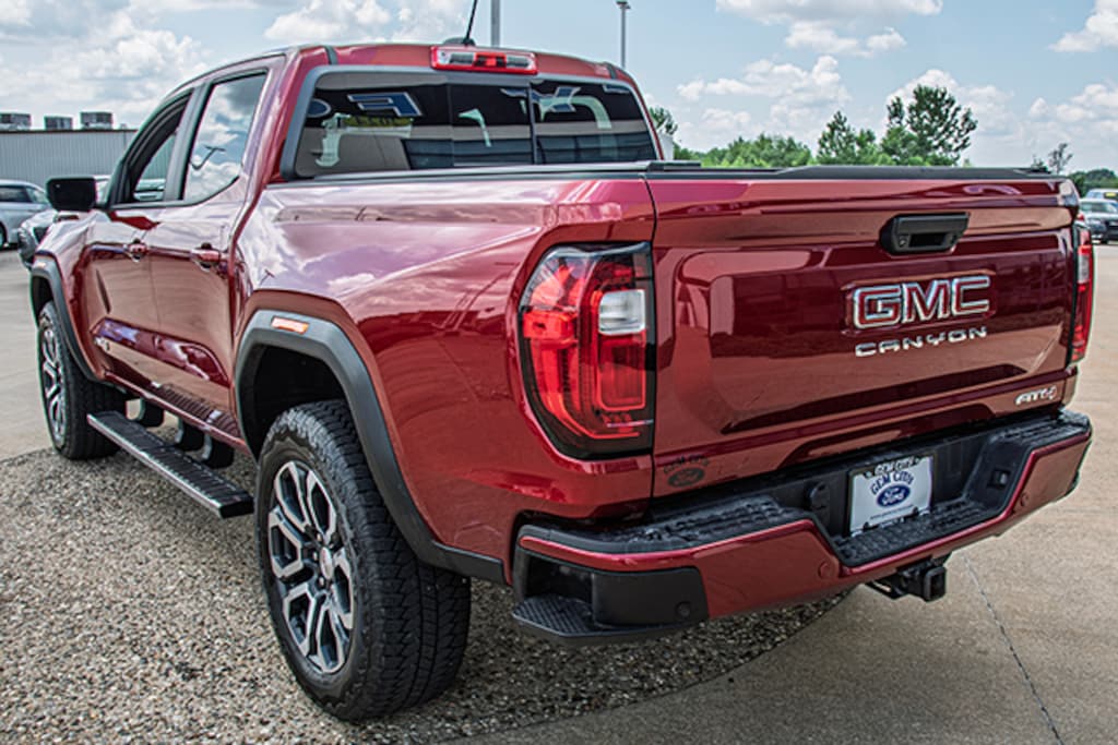 Used 2024 GMC Canyon AT4 Truck