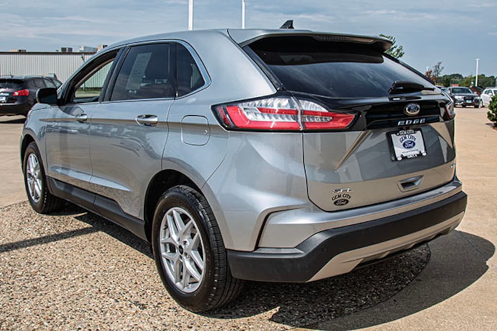 Used 2023 Ford Edge SEL SUV