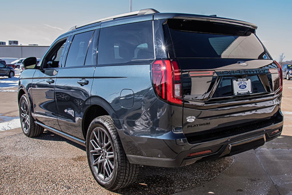 New 2025 Ford Expedition Platinum SUV