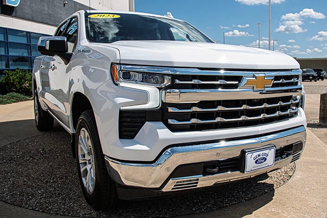 2023 Chevrolet Silverado 1500 LTZ - Photo 7