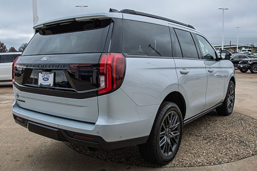 New 2025 Ford Expedition Platinum SUV