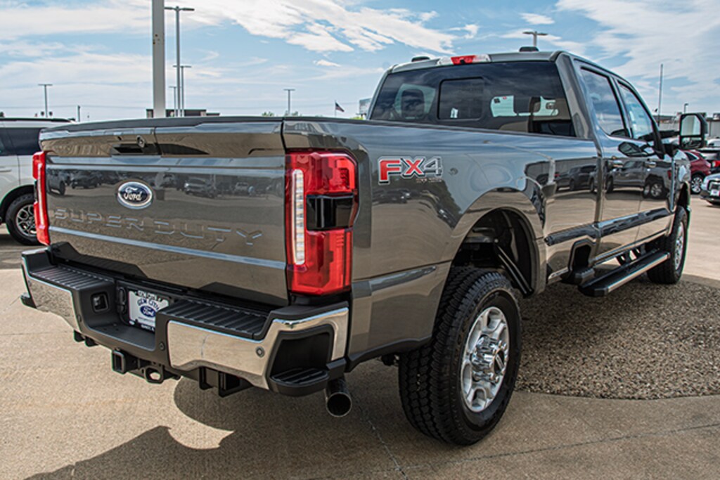 New 2026 Ford Super Duty F-350 XLT TRUCK