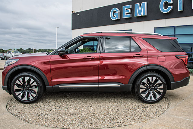 New 2027 Ford Explorer Platinum SUV