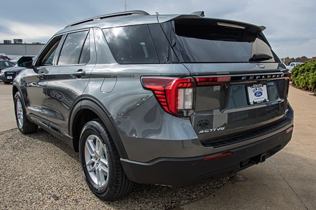 New 2026 Ford Explorer Active SUV