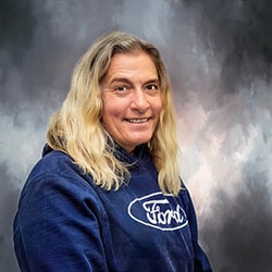 Staff member Sherrie Oenning from ID_0199d37bbbd9