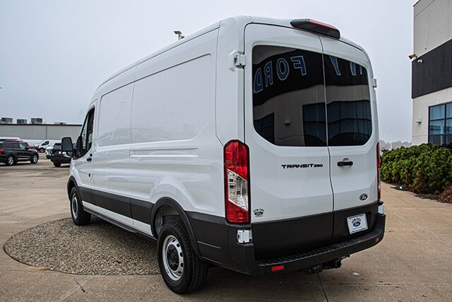 2026 Ford Transit Cargo Van photo 2