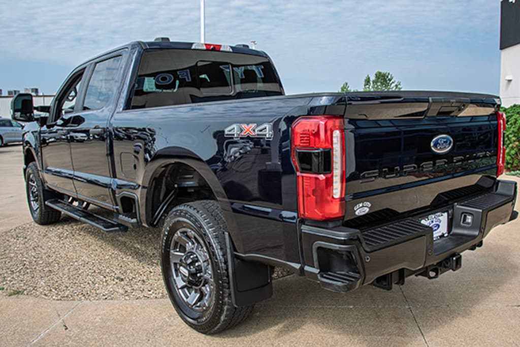 Used 2024 Ford F-250SD XL Truck