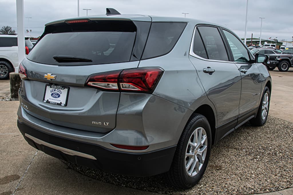 Used 2024 Chevrolet Equinox LT SUV