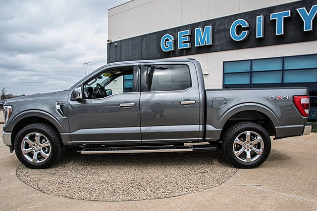 Used 2023 Ford F-150 Lariat with VIN 1FTFW1E58PFA65947 for sale in Quincy, IL