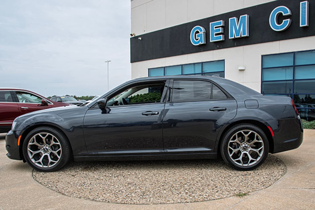 Used 2018 Chrysler 300 Touring Sedan