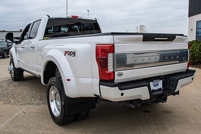 2019 Ford F-450 photo 3