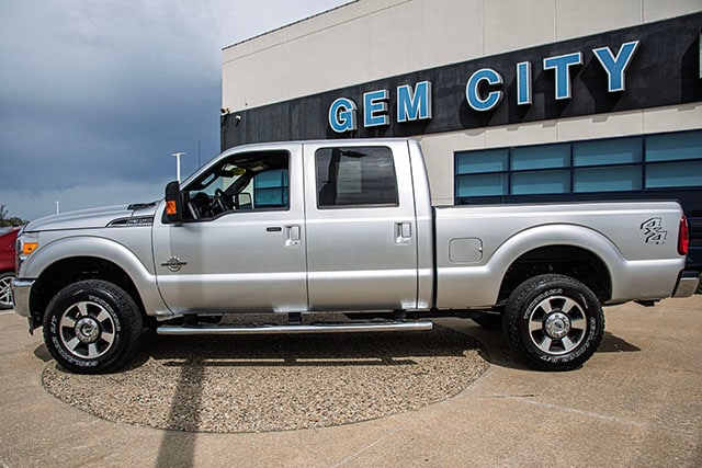 Used 2016 Ford F-350 Super Duty Lariat with VIN 1FT8W3BT1GEB51615 for sale in Quincy, IL