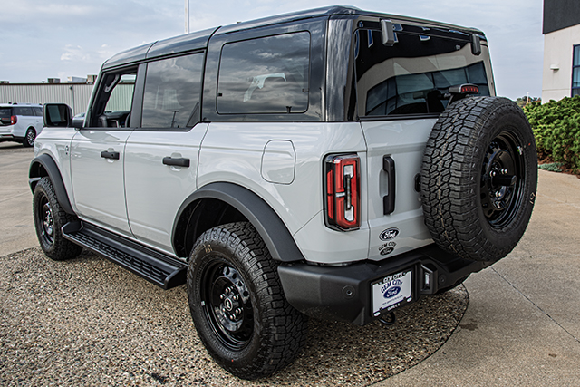 New 2026 Ford Bronco Outer Banks® SUV